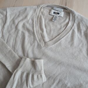 Joseph Abboud Cream V-Neck Sweater Soft Knit Timeless